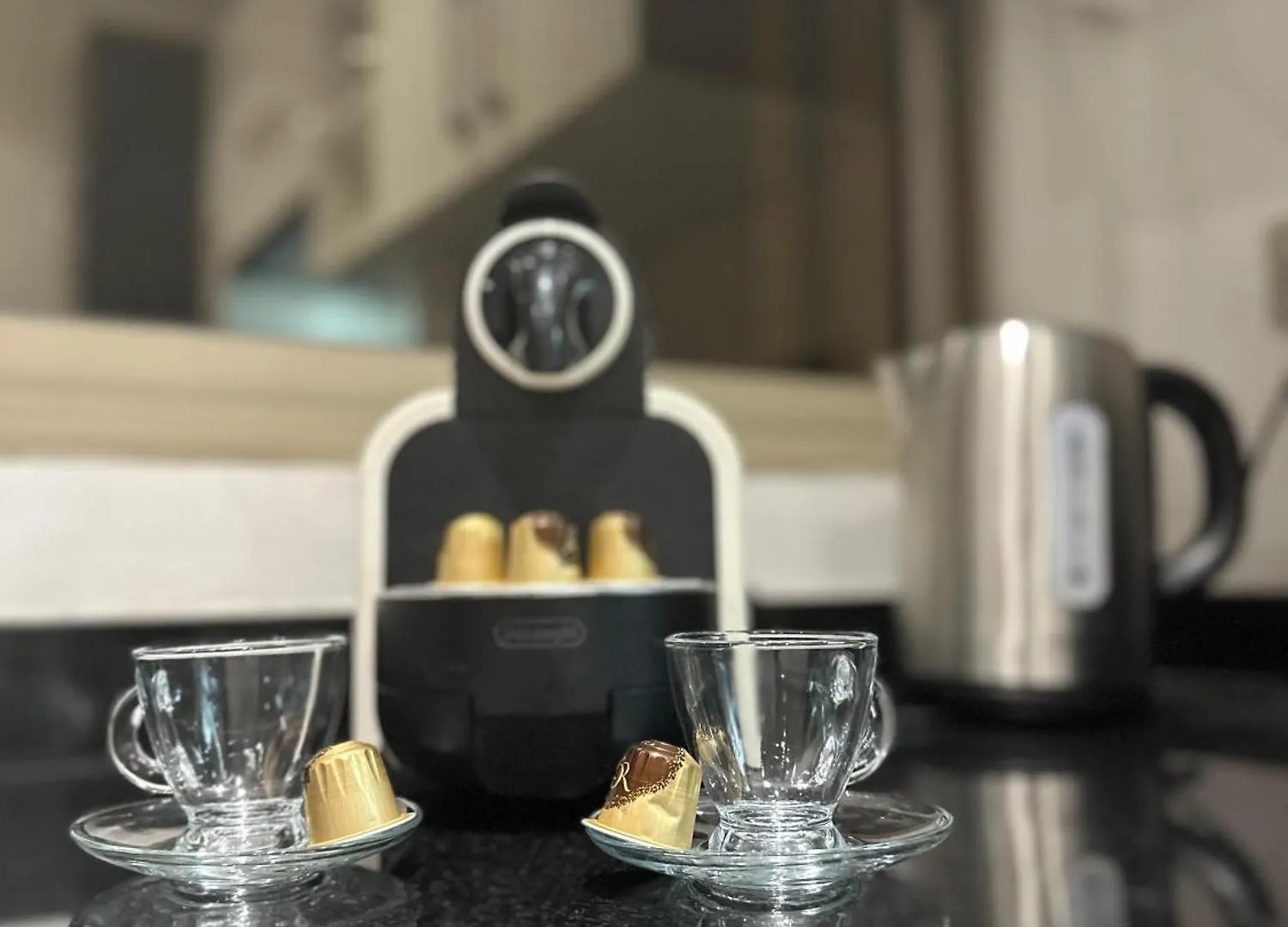 Appartement Lumineux Bien Equipe Derriere Hotel Idou Anfa Pas De Vis-A-Vis Casablanca
